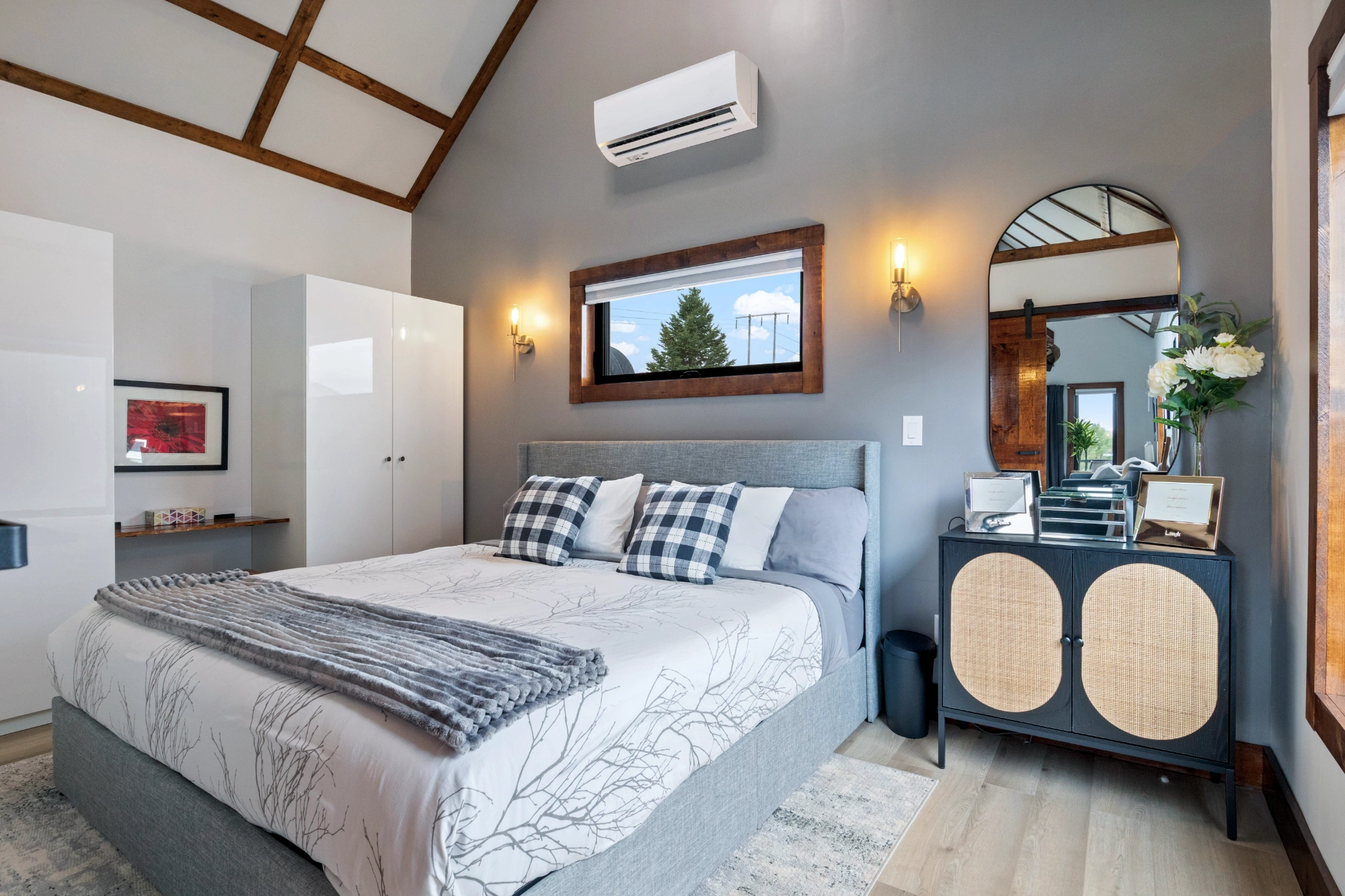 The Maple Primary Bedroom