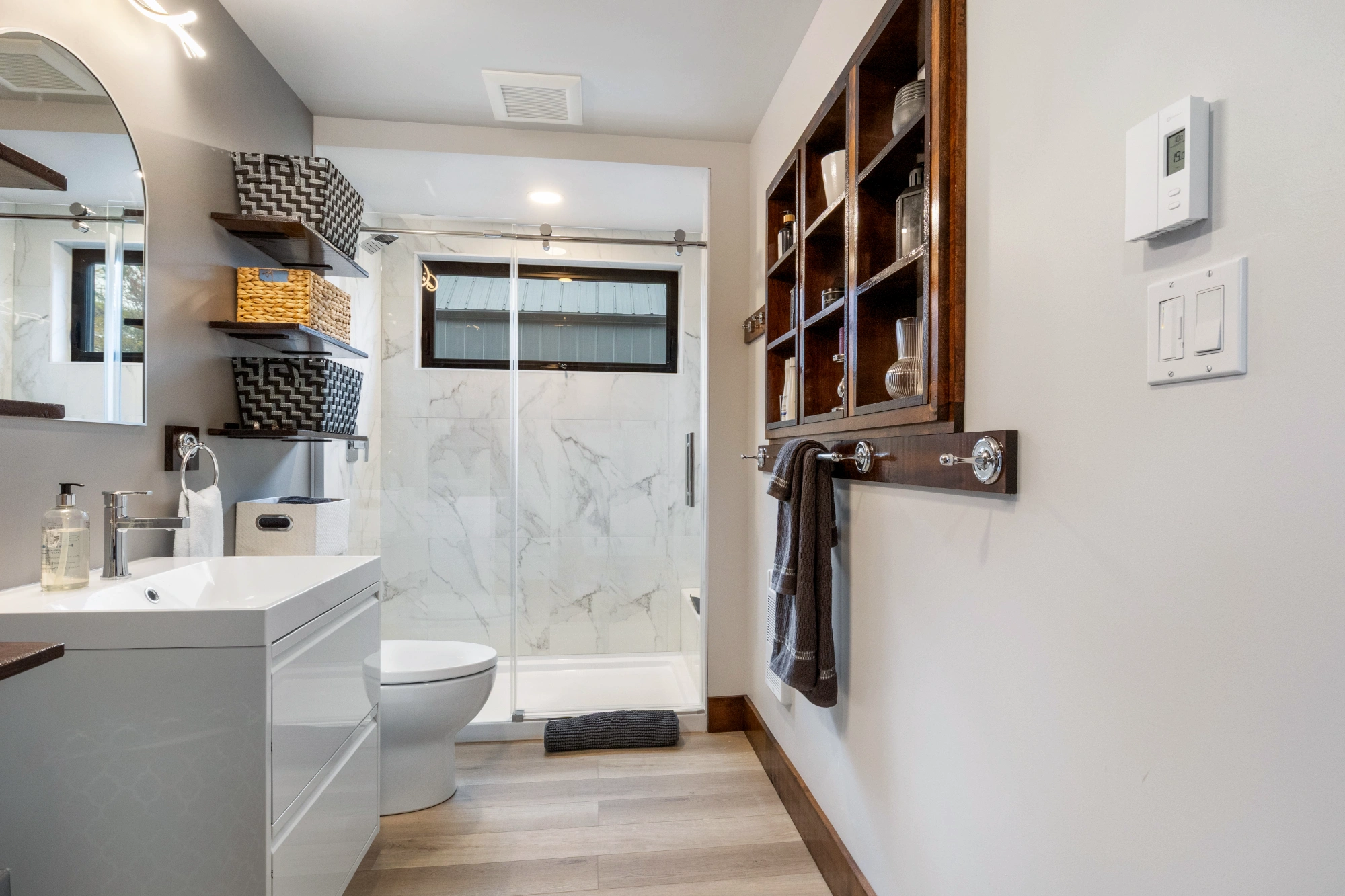 The Maple Bathroom